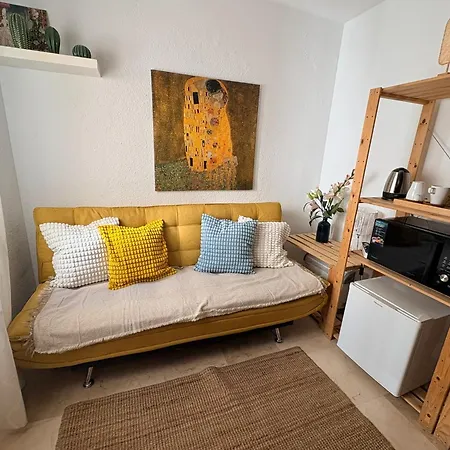 Plaza De San Francisco Homestay Malaga